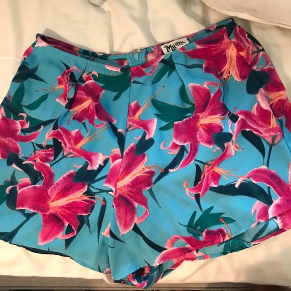 Smym shorts - Picture 1 of 2